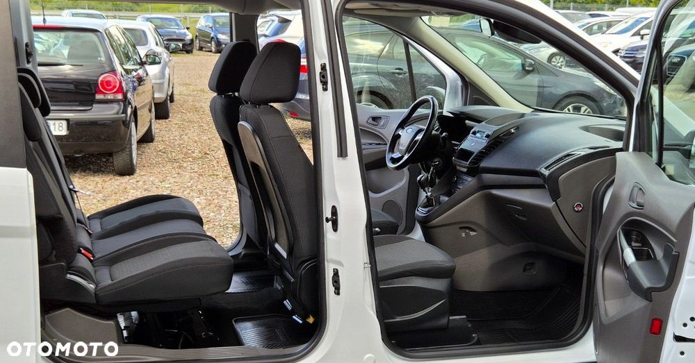 Ford Transit Connect - 33