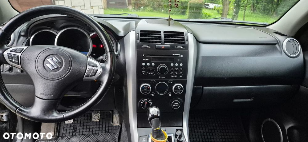 Suzuki Grand Vitara 2.4 Premium EU5 - 5