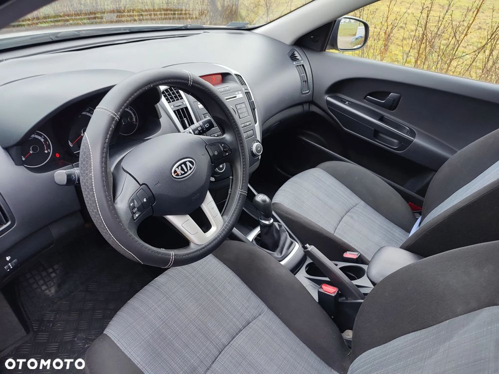 Kia Ceed 1.4 M - 3