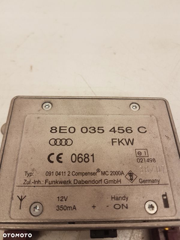 WZMACNIACZ ANTENY TELEFONU AUDI 8E0035456C - 3