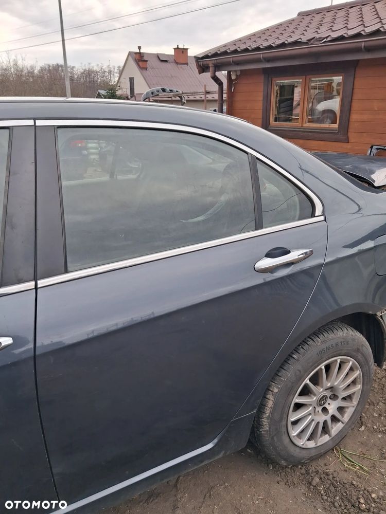 Honda accord VII drzwi lewy tyl NH658P - 2