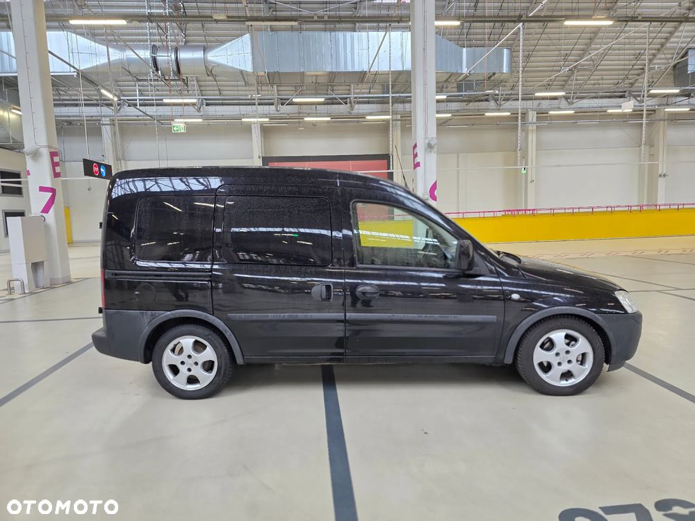 Opel Combo - 11