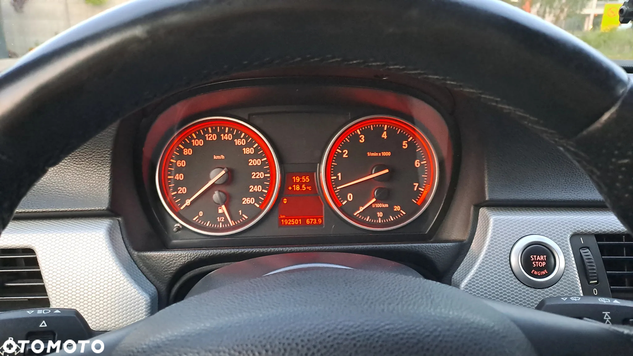 BMW Seria 3 325i - 10