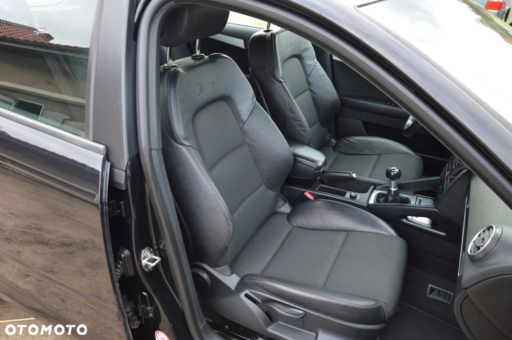 Audi A3 Sportback 2.0 TDI S line Sportpaket plus - 25