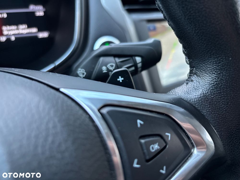 Ford Fusion 2.0 EcoBoost Titanium - 35