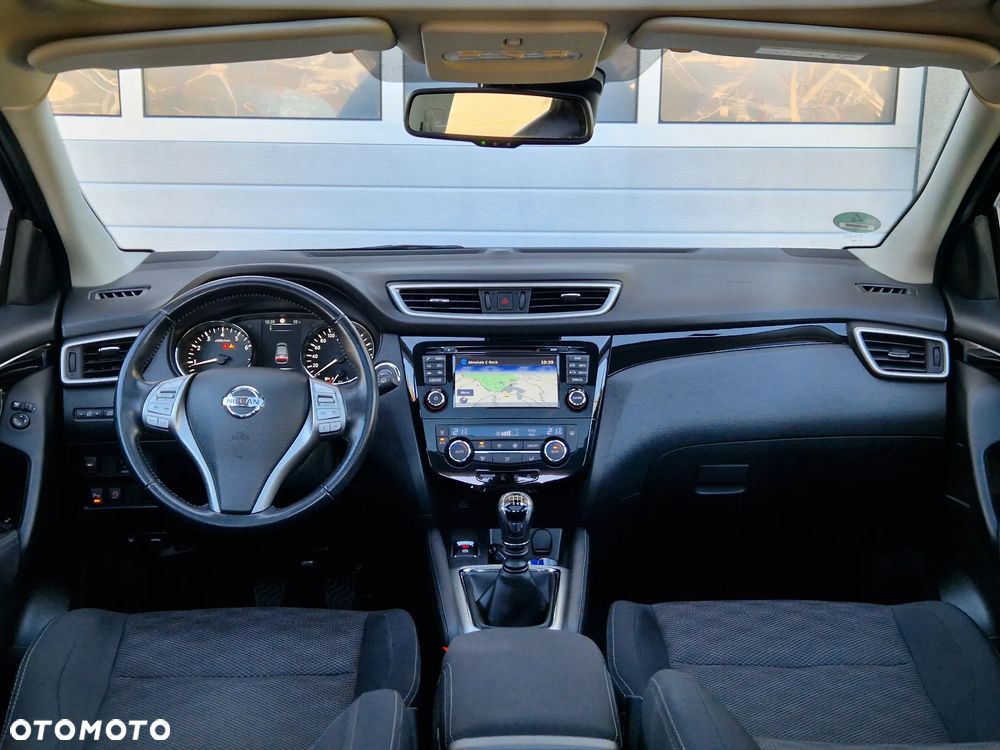 Nissan Qashqai 1.6 DIG-T Tekna - 23