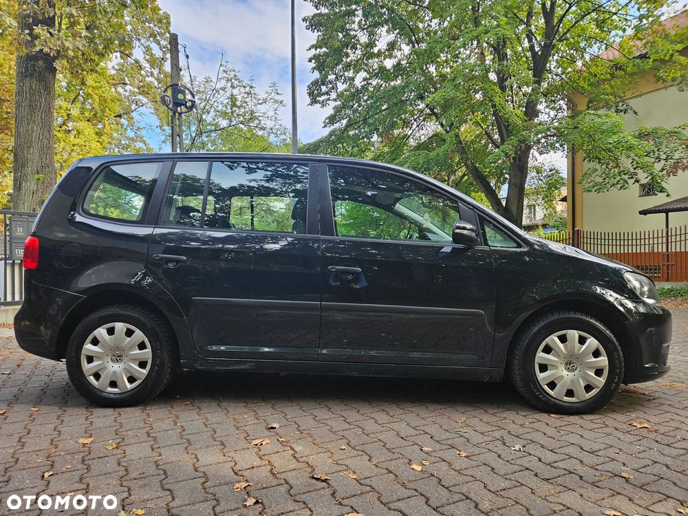 Volkswagen Touran 1.6 TDI DPF BlueMotion Technology Trendline - 13
