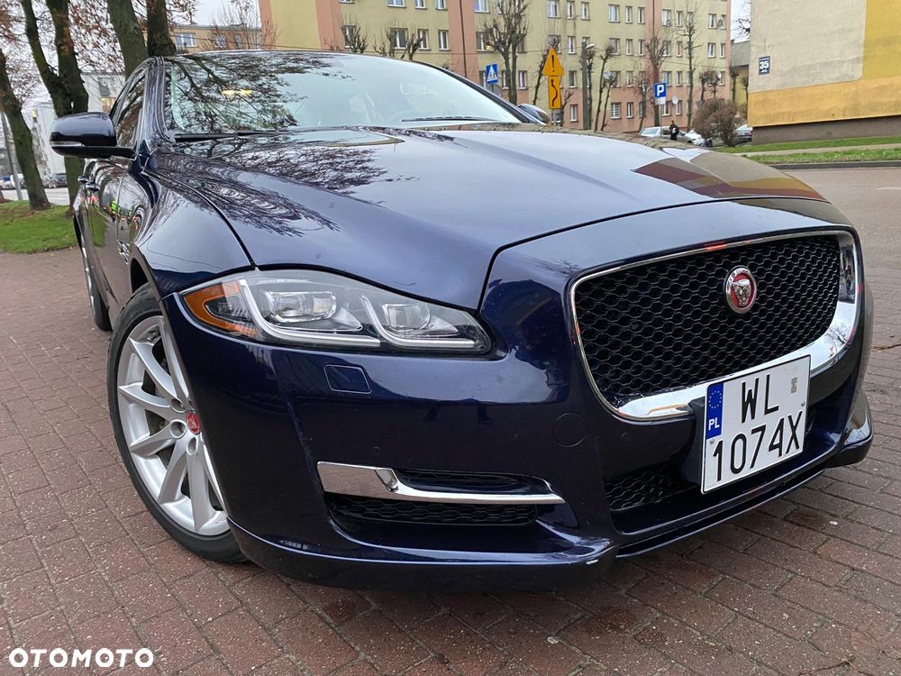 Jaguar XJ 3.0 T Premium Luxury - 17