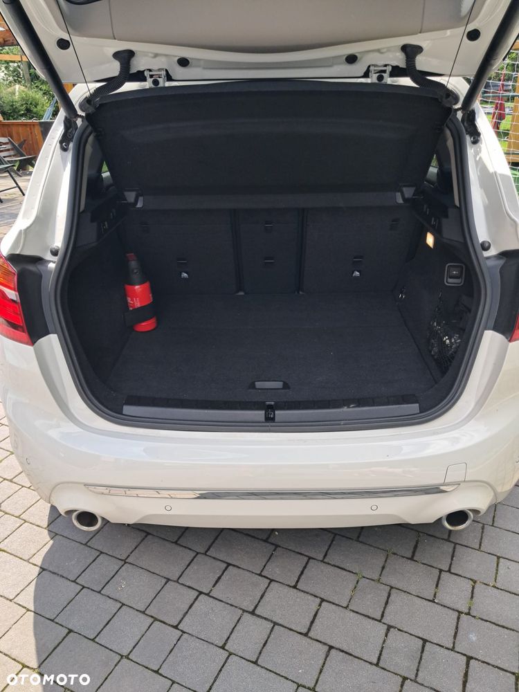 BMW Seria 2 218d xDrive - 7