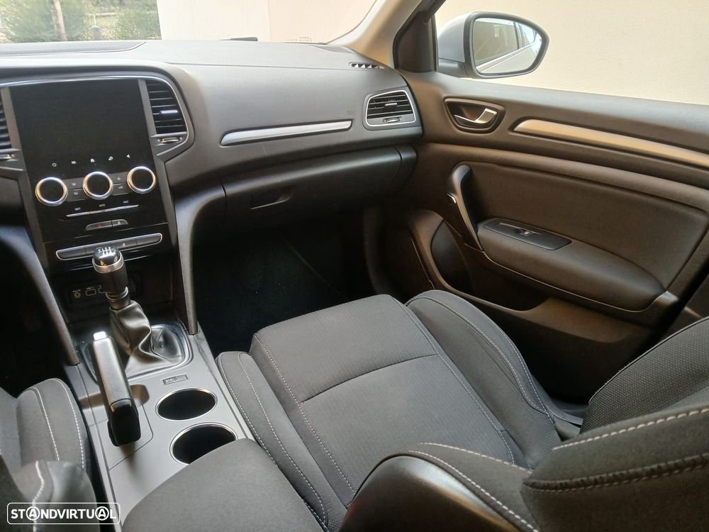 Renault Mégane BLUE dCi 115 ZEN - 10