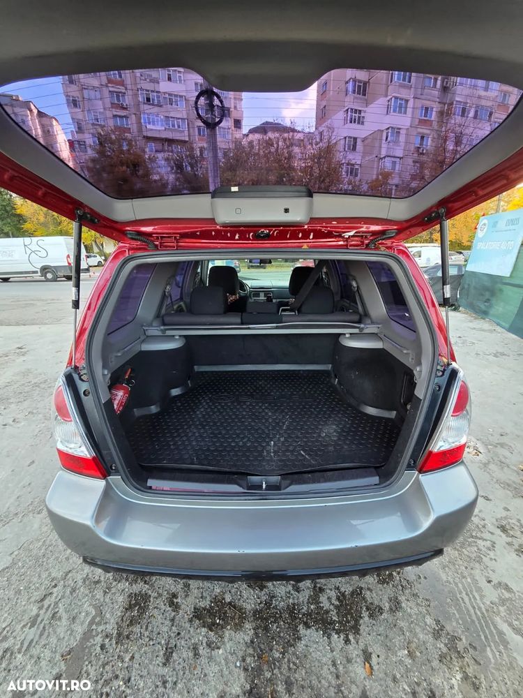 Subaru Forester 2.0 Base - 8