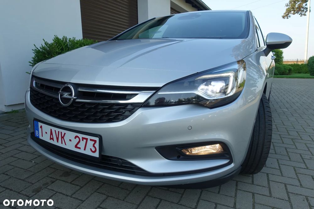 Opel Astra 1.6 D Start/Stop 120 Jahre - 32