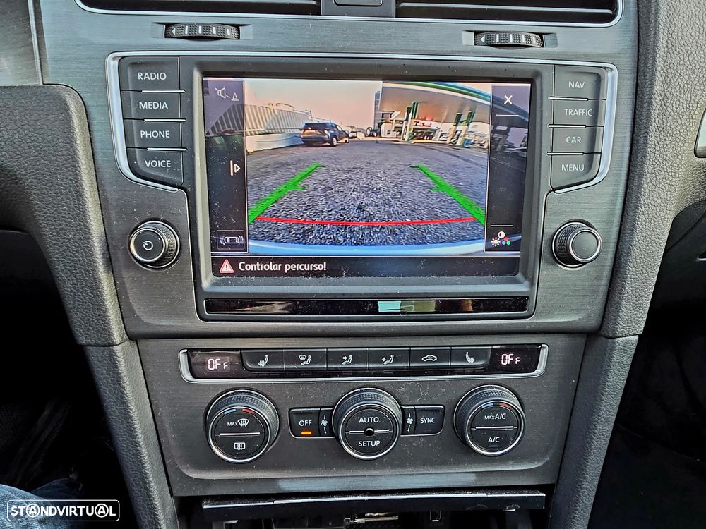 VW Golf 2.0 TDi DPF DSG Highline - 16