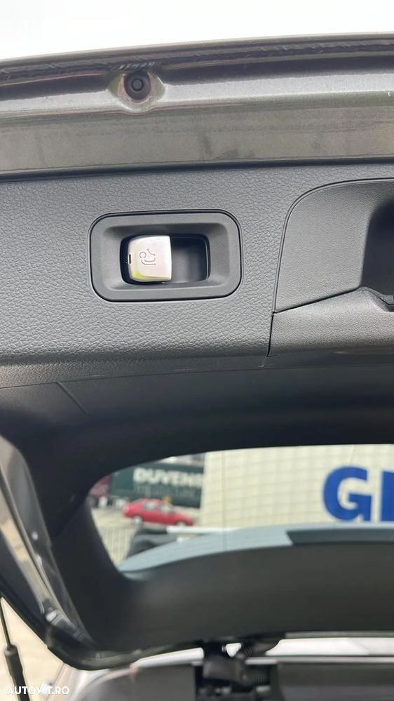 Mercedes-Benz GLC 300 4Matic 9G-TRONIC Exclusive - 13