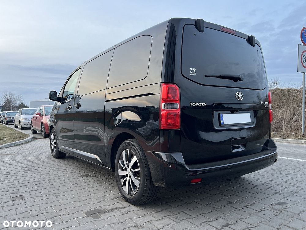 Toyota Proace Verso 2.0 D4-D Medium Business - 7
