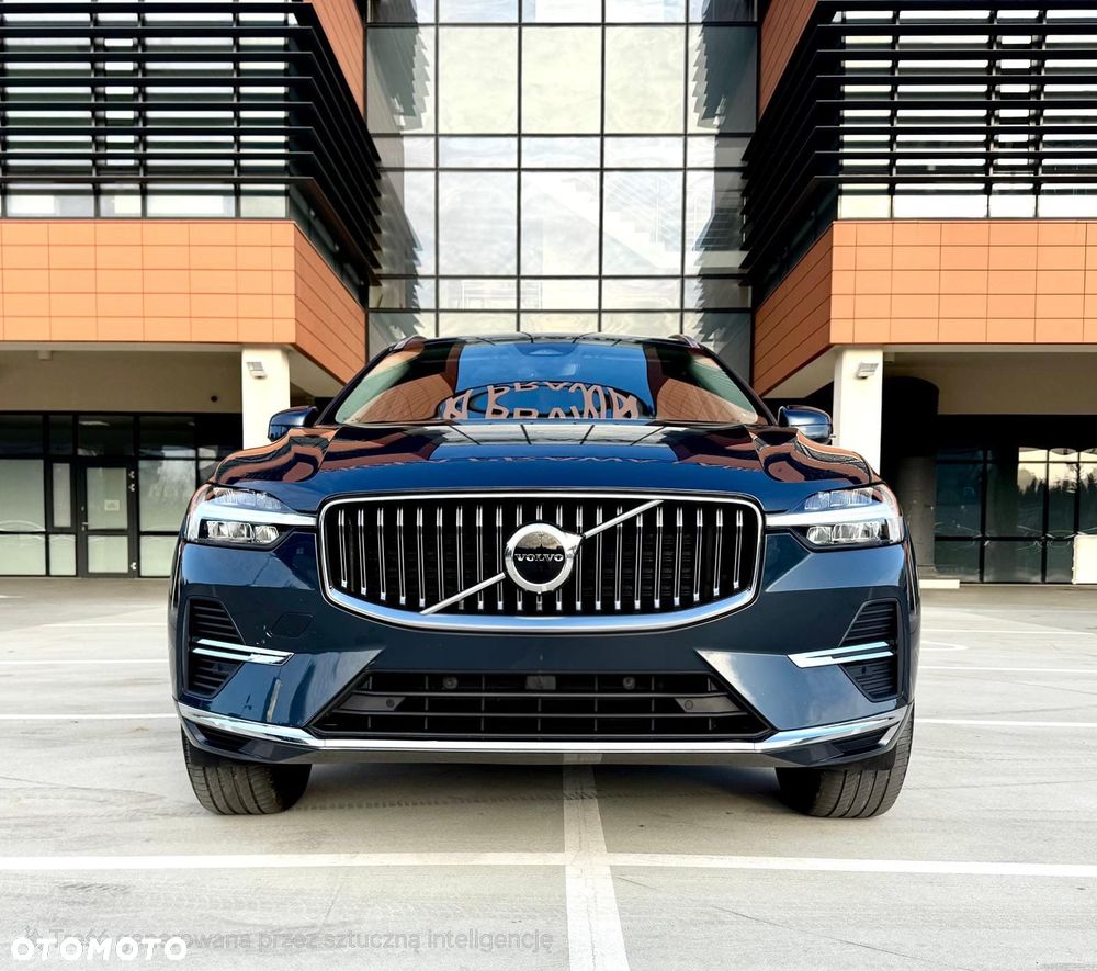 Volvo XC 60 T6 AWD Recharge Geartronic Inscription - 2