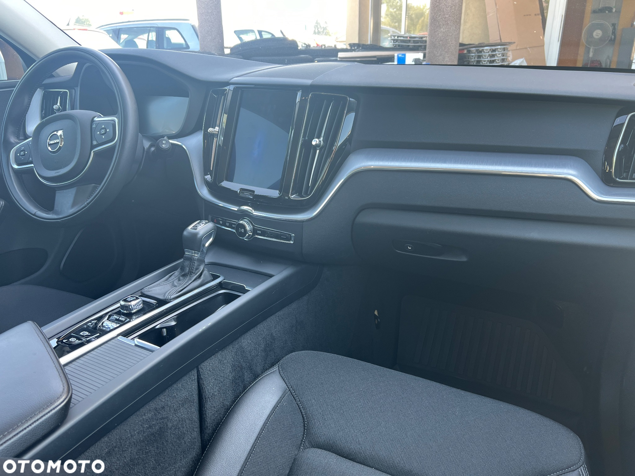 Volvo XC 60 T5 AWD Momentum - 23