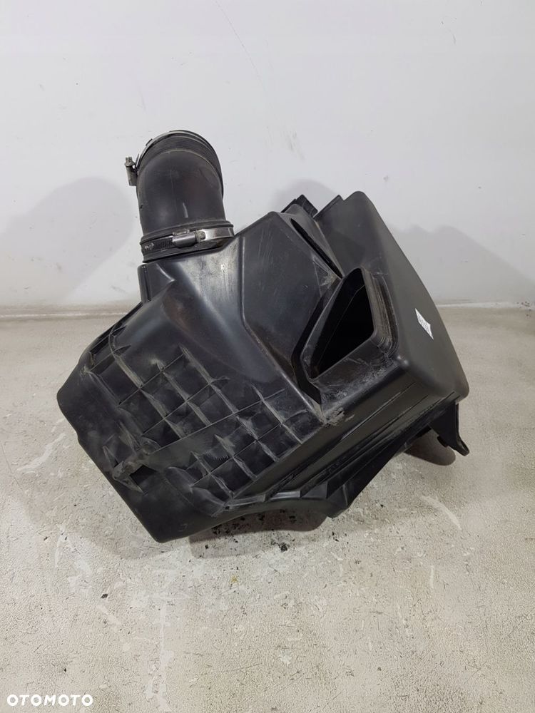 obudowa filtra powietrza przepływomierz 7567175 bmw e90 e91 lci eur 2.0b - 5