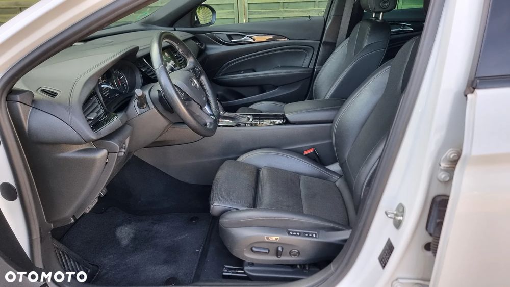 Opel Insignia 2.0 CDTI Innovation S&S - 26