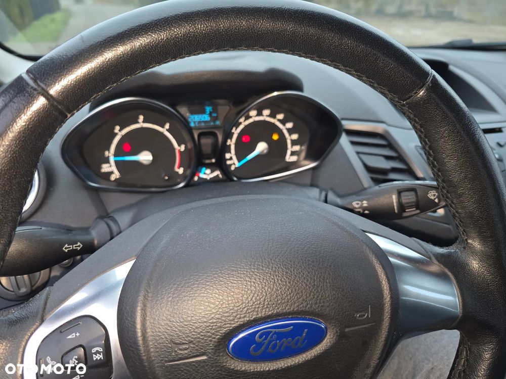 Ford Fiesta 1.5 TDCi ST&St Trend - 3