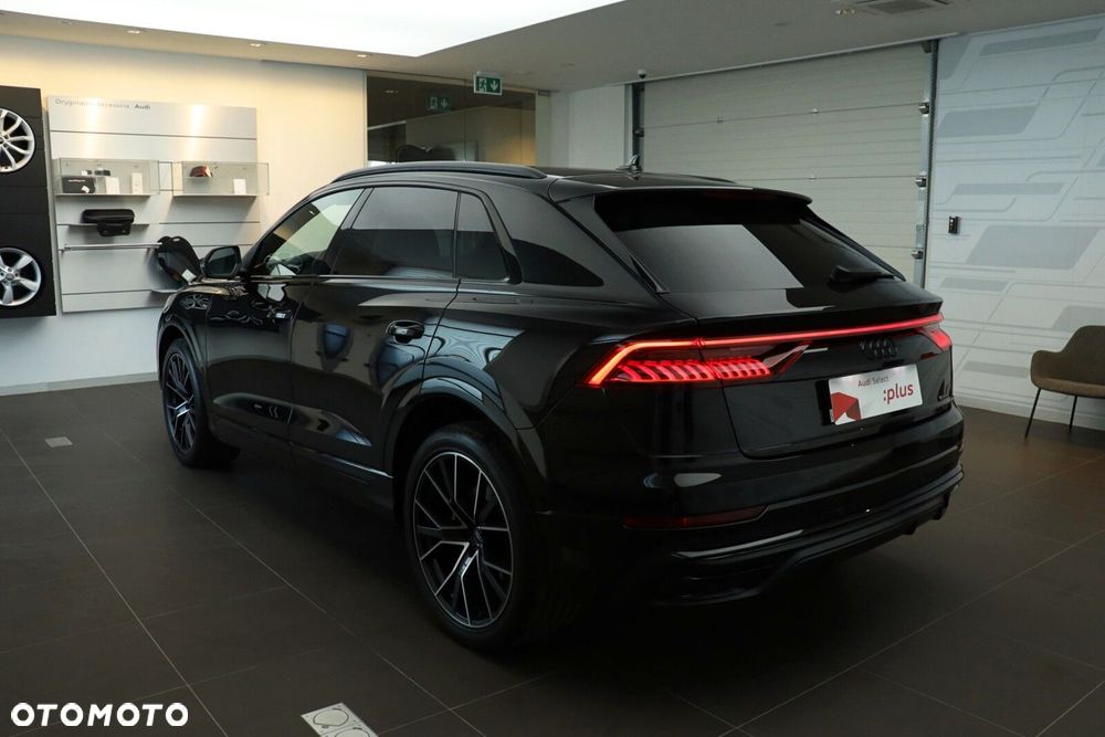 Audi Q8 - 3
