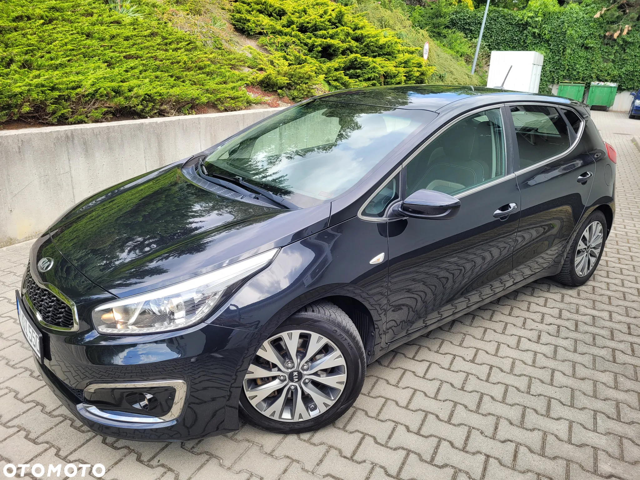 Kia Ceed 1.6 GDI SW Platinum Edition - 28