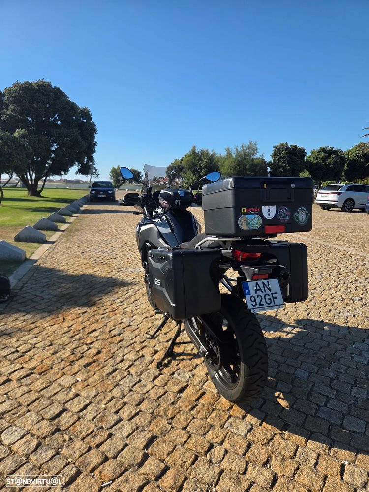 BMW F 750 GS Triple Black - 4