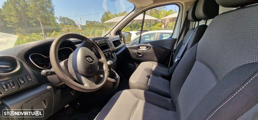 Renault Trafic - 13