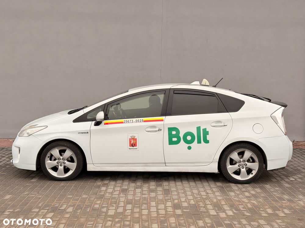 Toyota Prius (Hybrid) Comfort - 4