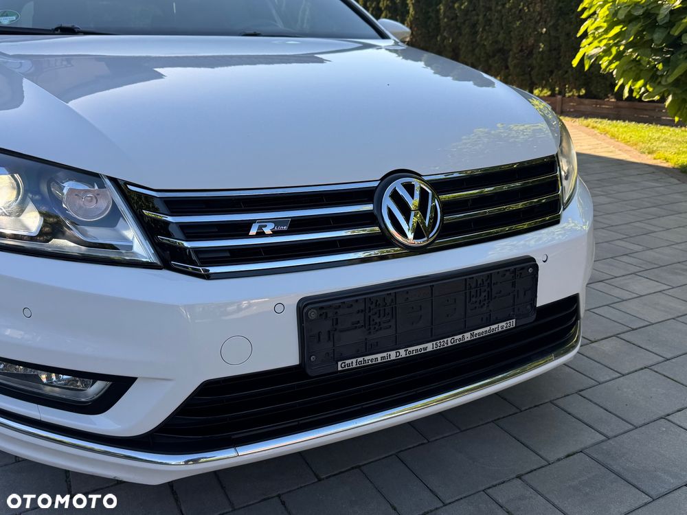 Volkswagen Passat 2.0 TDI Highline R-Style DSG - 14
