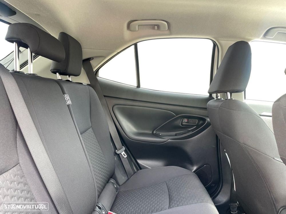 Toyota Yaris Cross 1.5 HDF Comfort Plus - 8