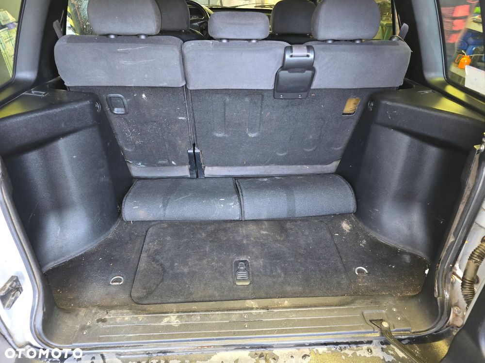 Land Rover Freelander 2.0 D - 27