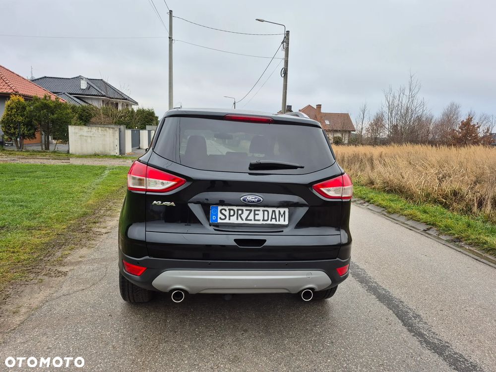 Ford Kuga 2.0 TDCi 2x4 Titanium - 5