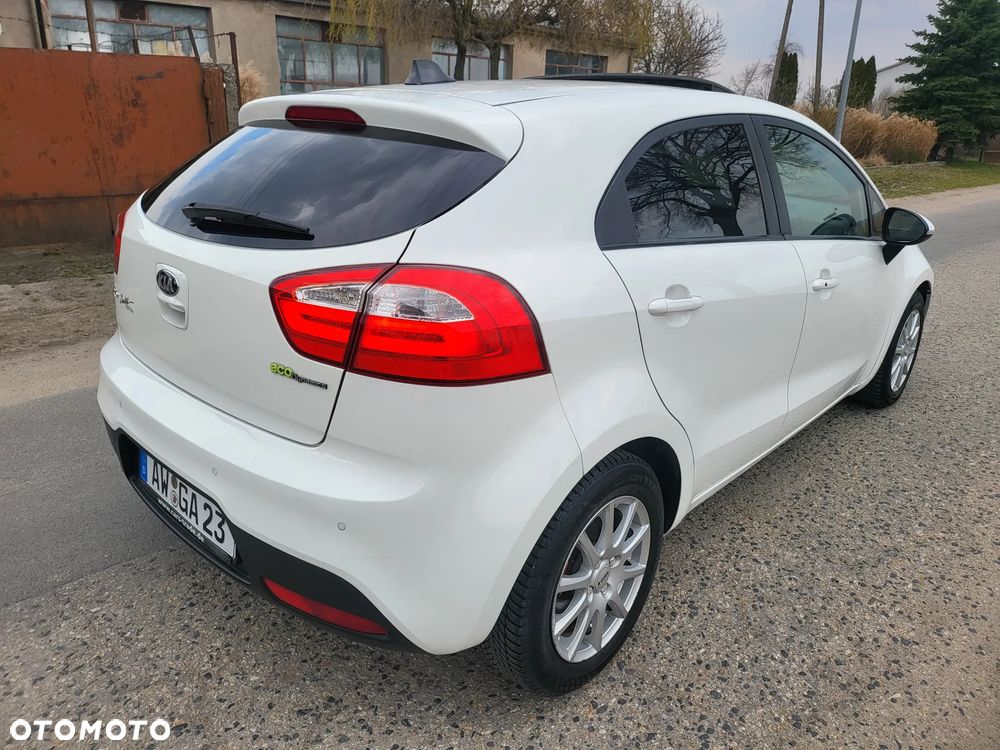 Kia Rio 1.4 CRDI Platinum Edition - 17