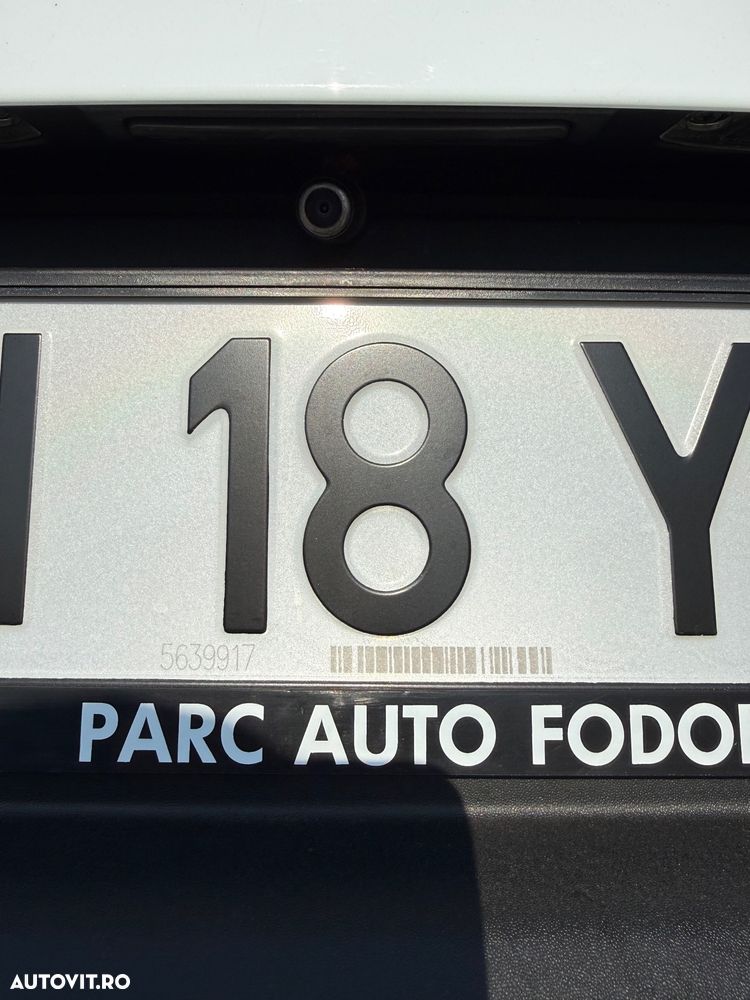 Kia Sportage 1.7 DSL MT 4x2 PREMIUM - 23