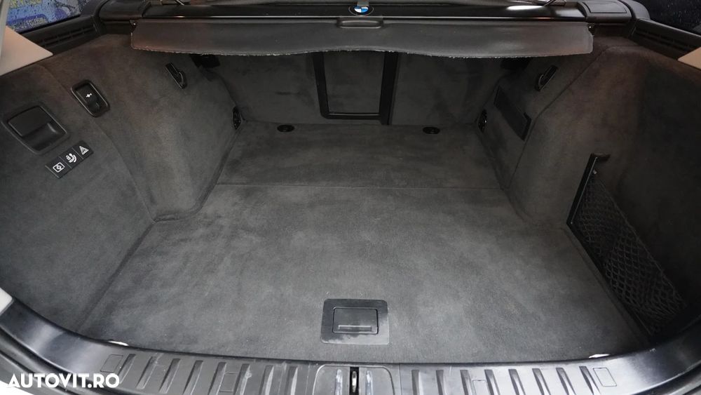 BMW Seria 3 320d xDrive DPF Touring Aut. Edition Fleet Lifestyle - 7