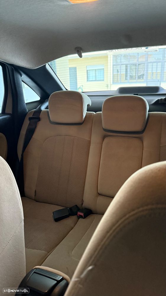 Fiat Linea 1.3 M-Jet Emotion - 11