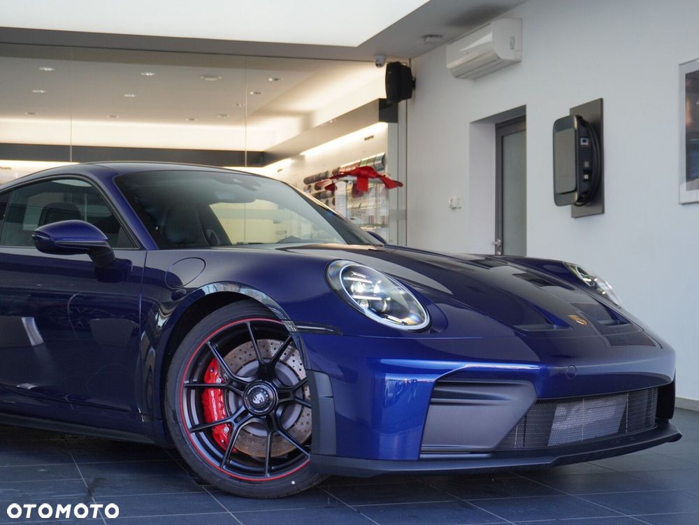 Porsche 911 GT3 Touring PDK - 3