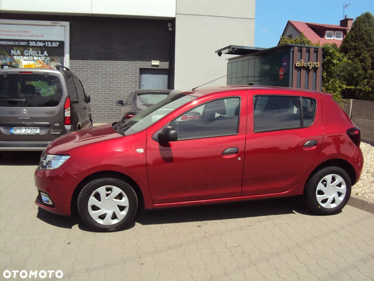 Dacia Sandero SCe 75 Essential - 10