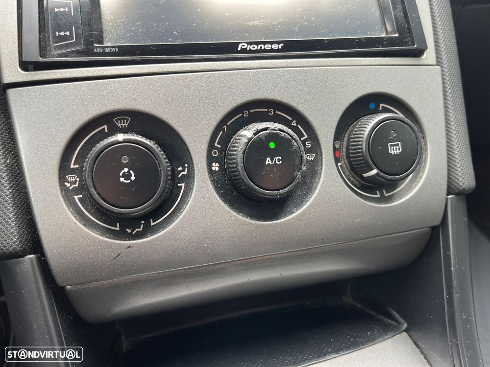 Peugeot 308 1.6 HDi Executive - 16