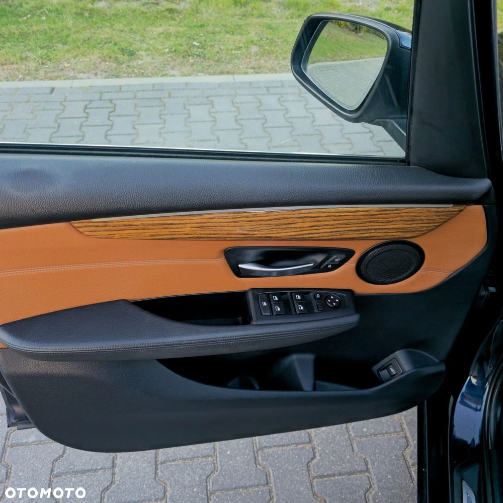 BMW Seria 2 220d xDrive Sport-Aut M Sport - 27