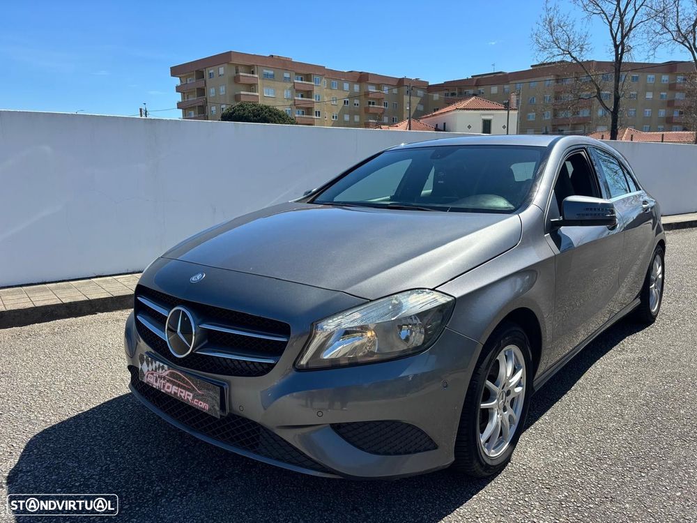Mercedes-Benz A 180 - 4
