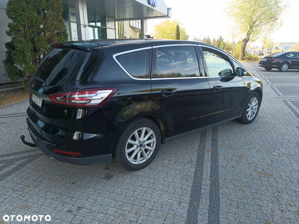 Ford S-Max 2.0 TDCi Titanium PowerShift - 6