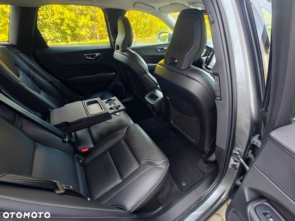Volvo XC 60 T5 AWD Inscription - 18