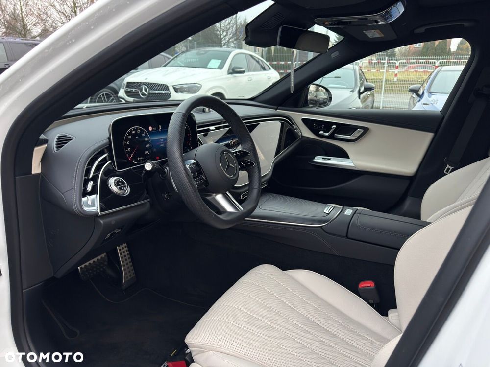 Mercedes-Benz Klasa E - 16
