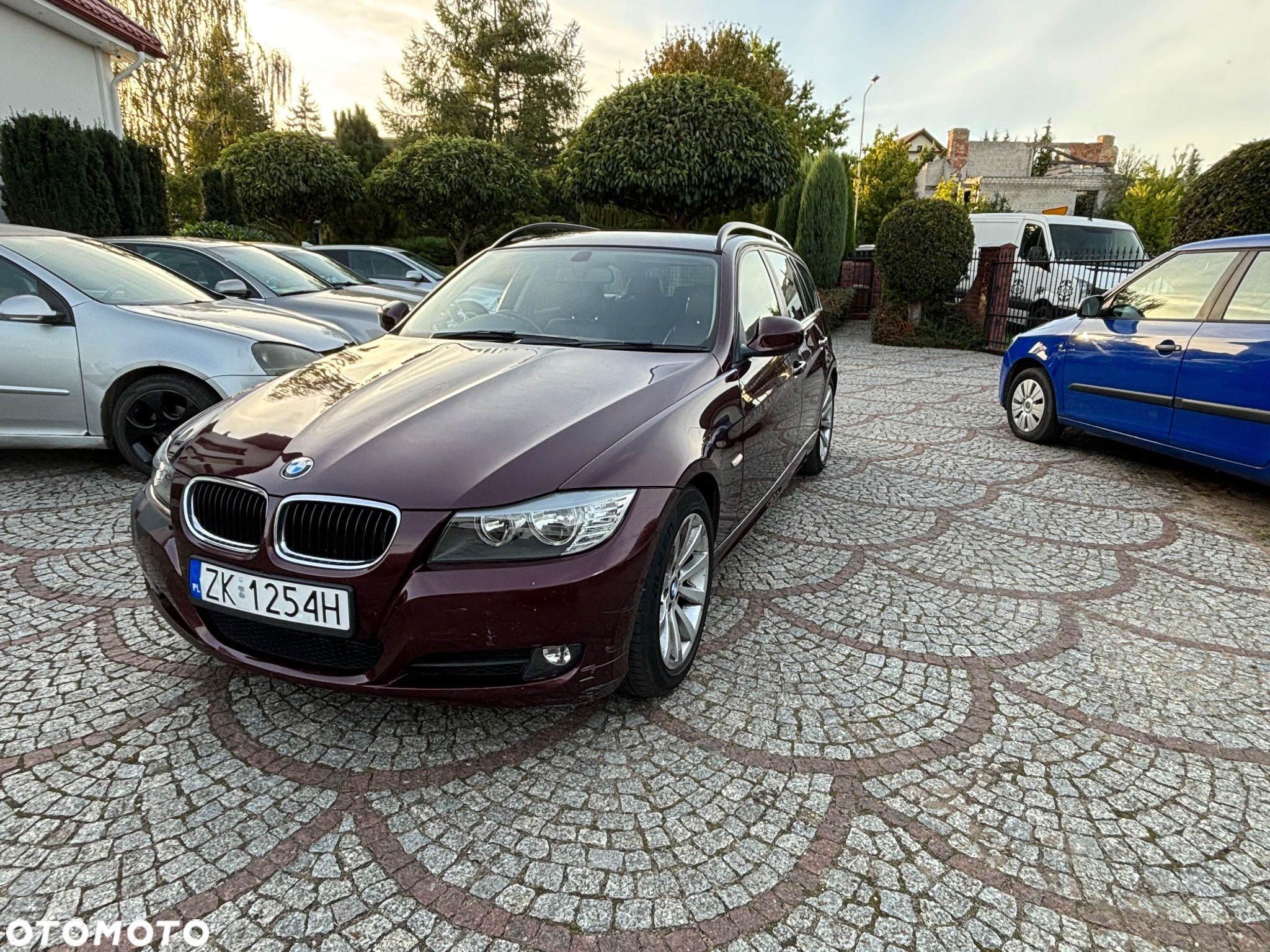 BMW Seria 3 320d DPF Touring - 1