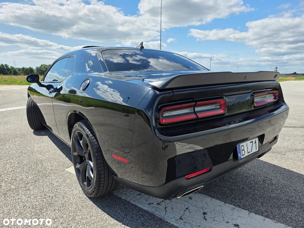 Dodge Challenger 3.6 SXT Plus - 13