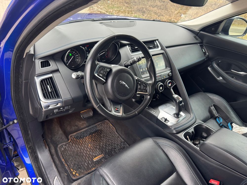 Jaguar E-Pace 2.0 i4P AWD R-Dynamic S - 8