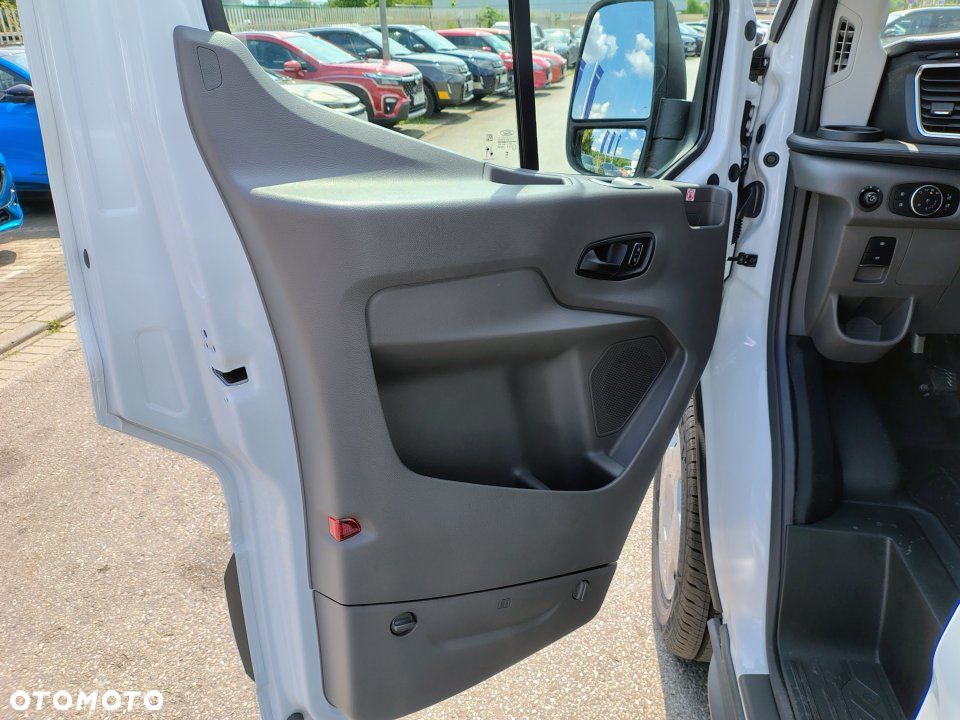 Ford Nowy Transit - 14