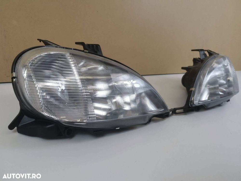 Set Faruri Stanga Dreapta Halogen Mercedes-Benz ML W163 1997 1998 1999 - 4